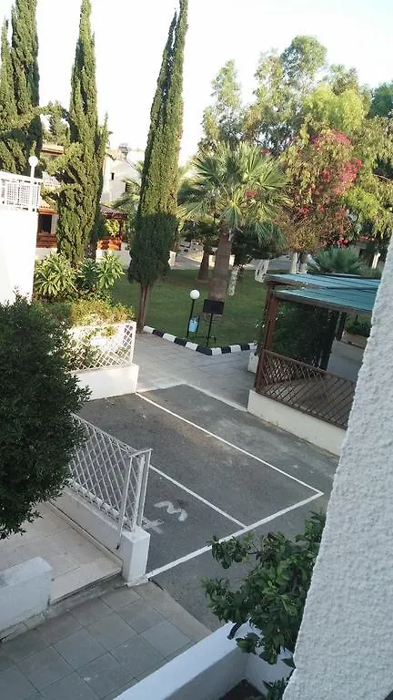 Miltos Beach House Larnaca