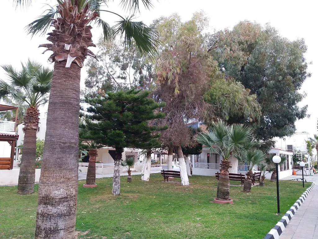Miltos Beach House Larnaca